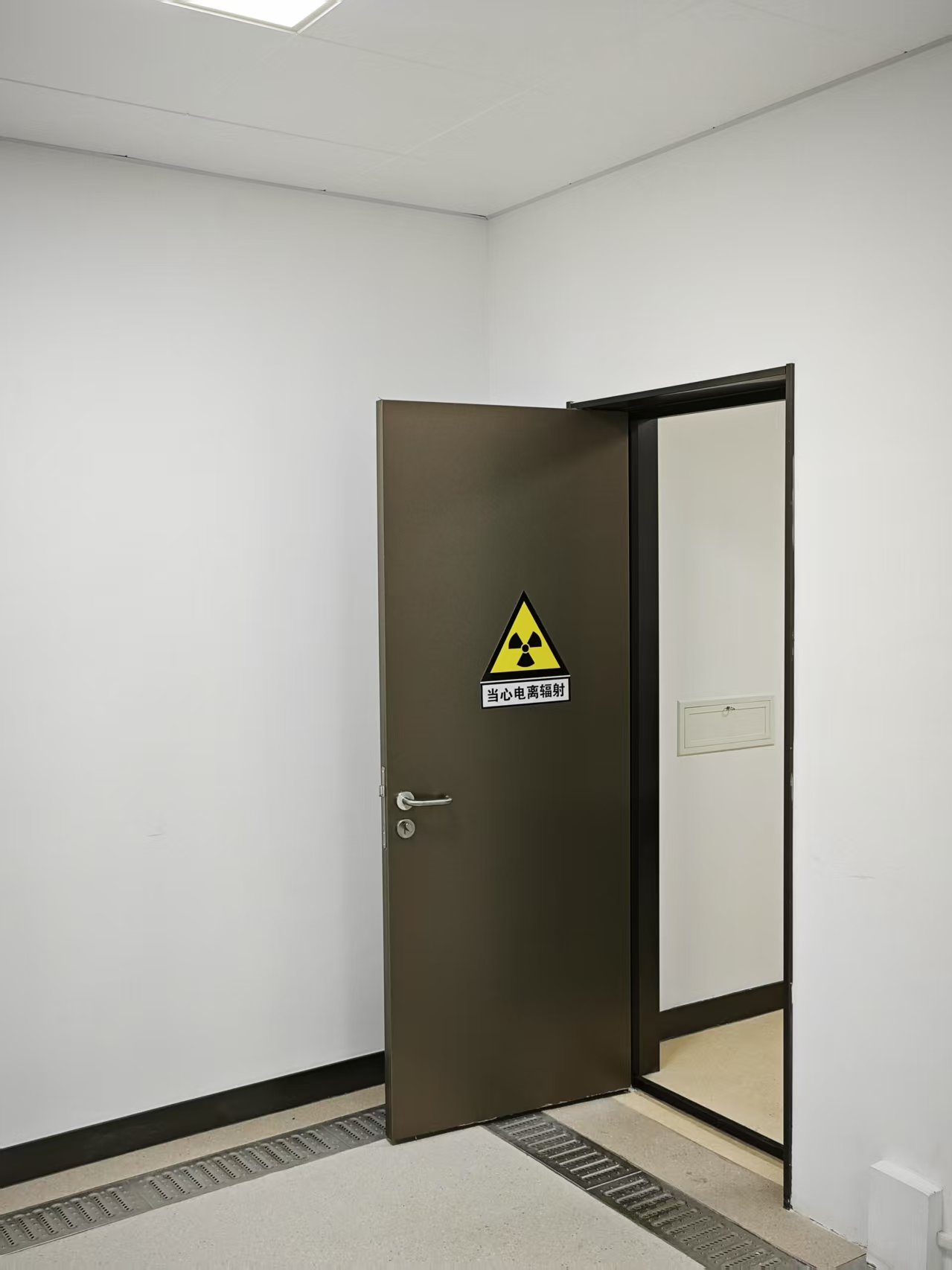 平顶山CT室手动单开防护铅门